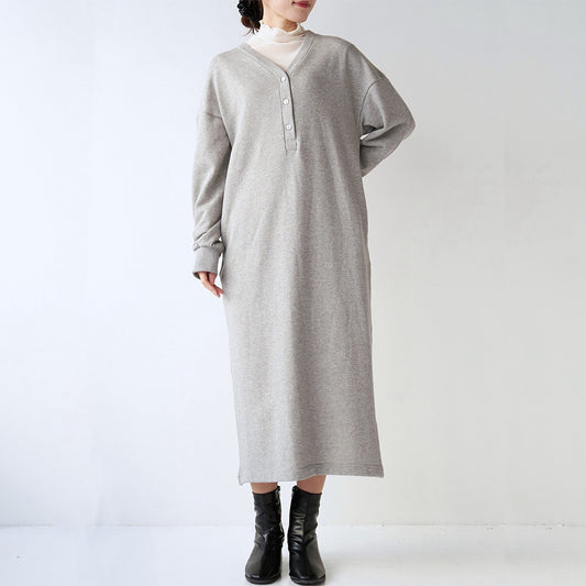 裏起毛Vネックワンピース